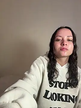 Megan Rodrigo online show from 01-14-26, 02:09