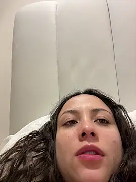 Megan Rodrigo online show from 06-27-26, 05:46