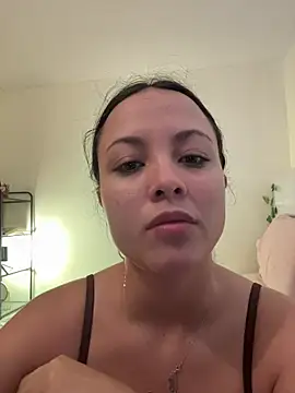 Megan Rodrigo online show from 02-16-26, 01:54