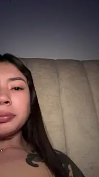 Roxanne 08 online show from 03-17-26, 01:52