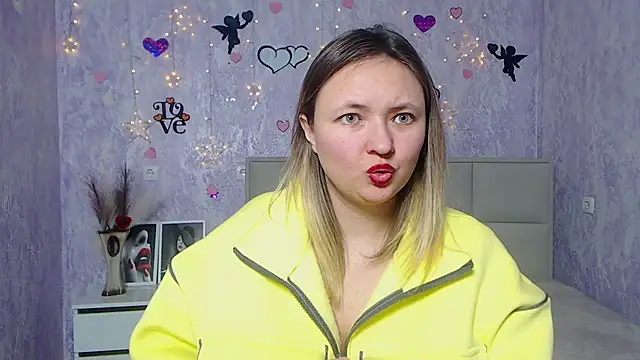 Snapshot of SallyVerda chatting on 02-26-25, 04:19 SallyVerda online show from 02-26-25, 04:19