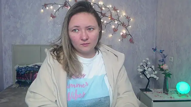 SallyVerda online show from 03-22-26, 06:37