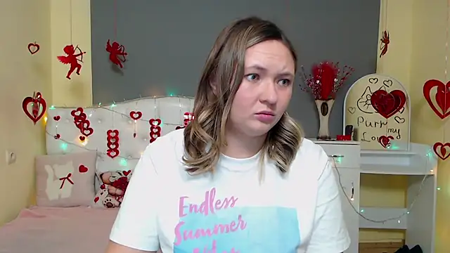 SallyVerda online show from 02-09-26, 06:39