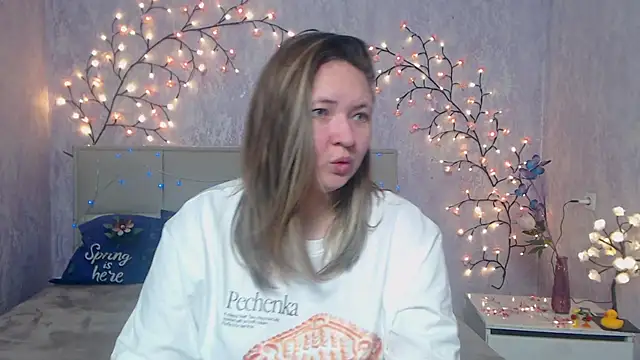 SallyVerda online show from 04-19-26, 05:41