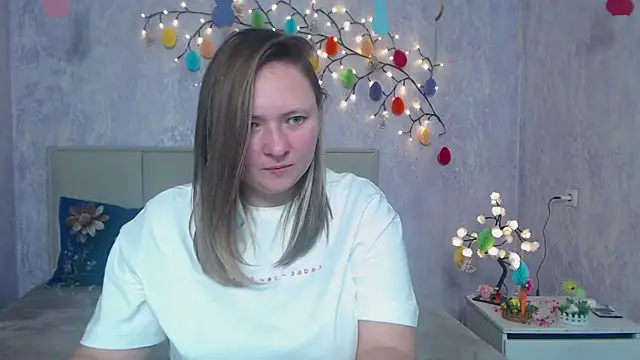 SallyVerda online show from 04-13-26, 06:34