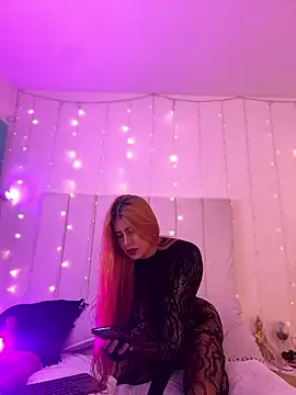 Amber Martins  online show from 01-13-26, 09:30