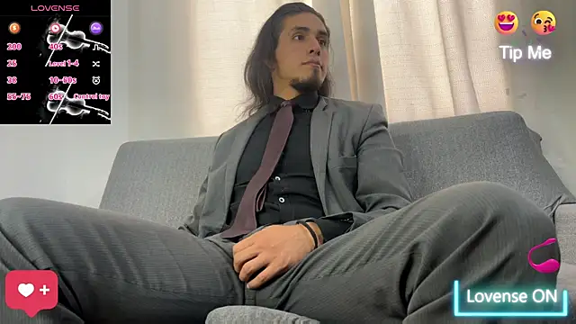 Tom blunt96 online show from 11-20-25, 02:51