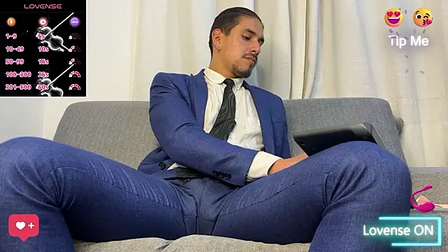 Tom blunt96 online show from 02-22-26, 01:52