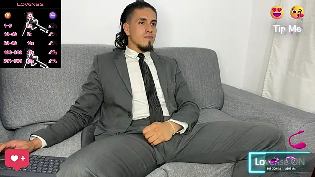 Tom blunt96 online show from 11-29-25, 11:27