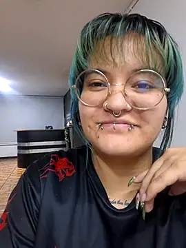 lucky-leah online show from 07-11-26, 03:18