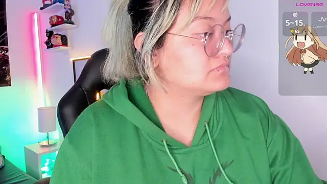 lucky-leah online show from 09-14-25, 03:51