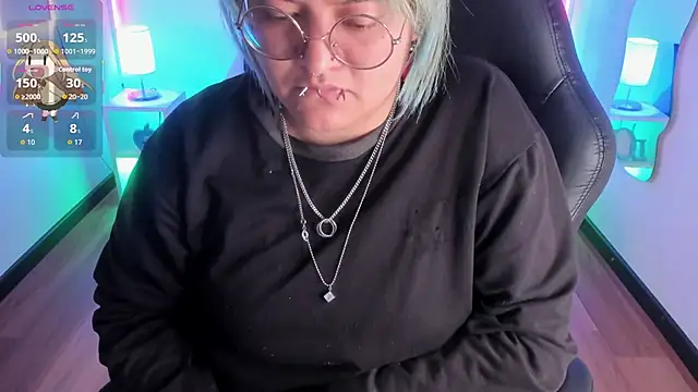 lucky-leah online show from 01-16-26, 04:16