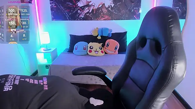 lucky-leah online show from 12-19-25, 03:32