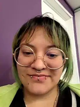 lucky-leah online show from 09-19-25, 03:54