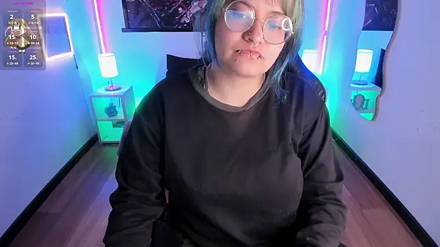 lucky-leah online show from 04-03-26, 03:02