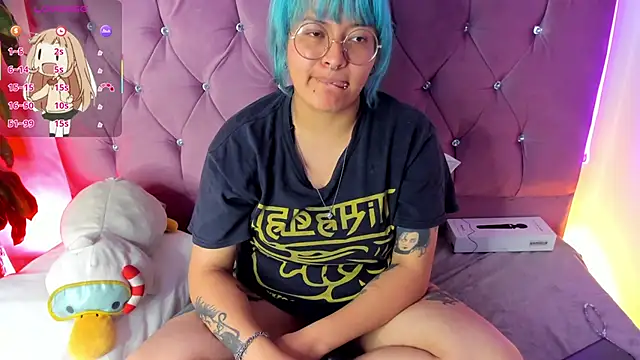 lucky-leah online show from 02-26-25, 06:19