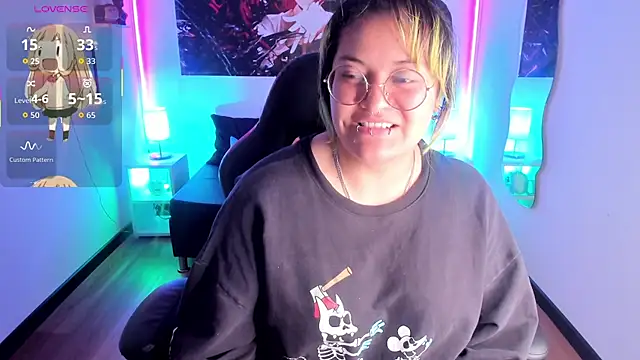 lucky-leah online show from 09-24-25, 04:19