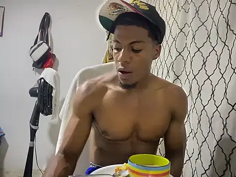 andrews2399 online show from 09-11-25, 01:16