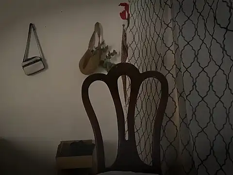 andrews2399 online show from 10-18-25, 05:04