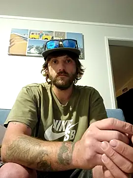 Snapshot of Gavdog4200 chatting on 10-29-25, 11:31 Gavdog4200 online show from 10-29-25, 11:31