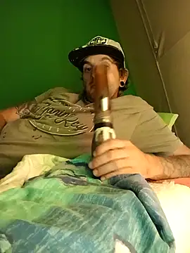 Snapshot of Gavdog4200 chatting on 02-02-25, 01:08 Gavdog4200 online show from 02-02-25, 01:08