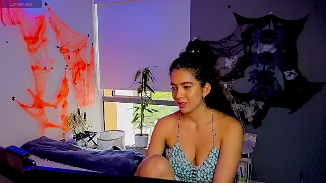 Snapshot of arteverena chatting on 11-01-25, 08:03 arteverena online show from 11-01-25, 08:03