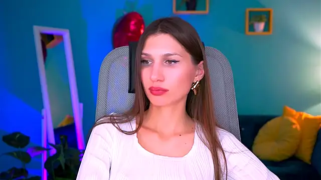 MollyPerry online show from 02-14-25, 10:36