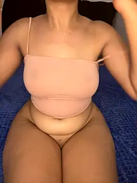 Snapshot of aya12aya chatting on 10-30-25, 12:36 aya12aya online show from 10-30-25, 12:36