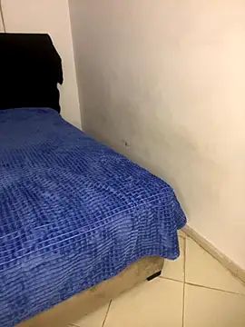 Snapshot of aya12aya chatting on 09-20-25, 01:10 aya12aya online show from 09-20-25, 01:10