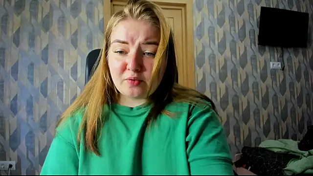 Snapshot of valery1610 chatting on 06-23-26, 06:33 valery1610 online show from 06-23-26, 06:33