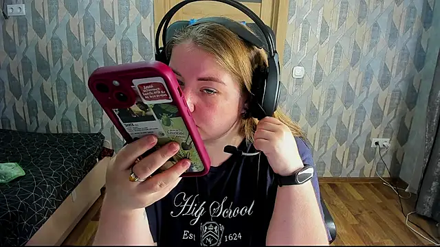 Snapshot of valery1610 chatting on 06-28-26, 05:14 valery1610 online show from 06-28-26, 05:14