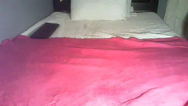 Esona5 online show from 12-14-25, 04:56