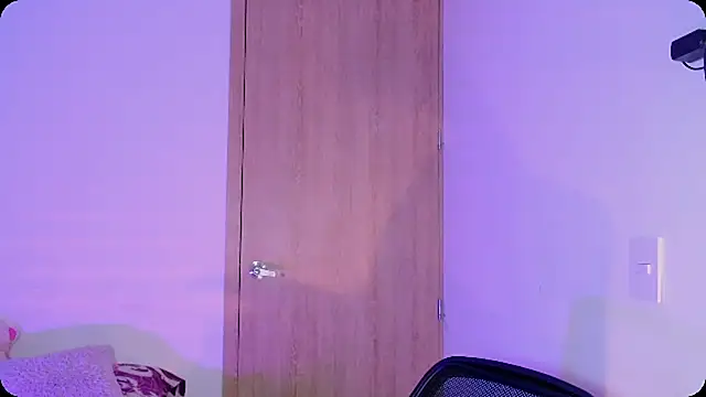 Candy beauty online show from 03-06-26, 04:57