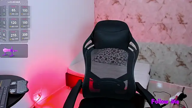 Snapshot of Abbieowenx chatting on 11-10-25, 03:06 Abbieowenx online show from 11-10-25, 03:06