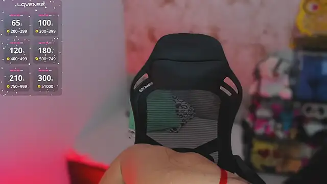 Snapshot of Abbieowenx chatting on 02-12-26, 02:50 Abbieowenx online show from 02-12-26, 02:50