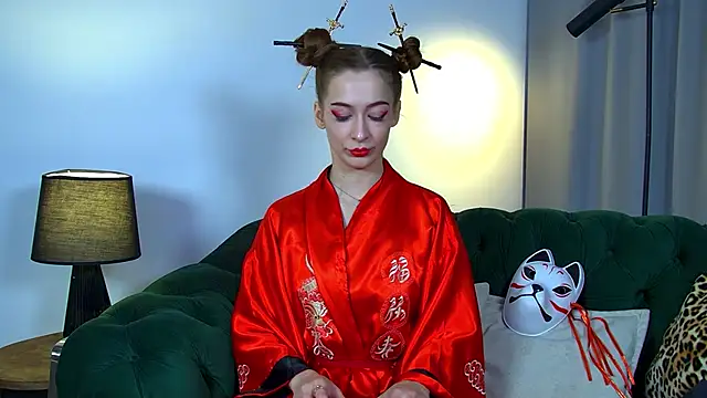 MarieKarma online show from 10-28-25, 06:18