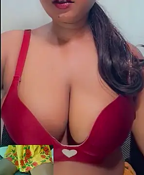 SLteena online show from 04-06-26, 03:24