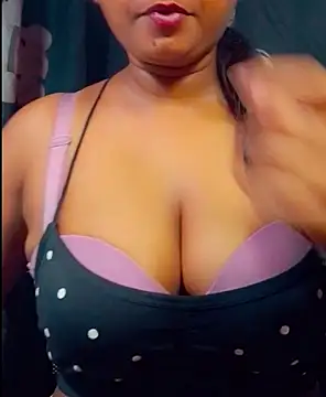 SLteena online show from 02-25-26, 04:07