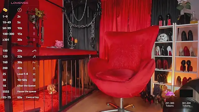 Snapshot of MistressAndre chatting on 05-07-26, 08:45 MistressAndre online show from 05-07-26, 08:45