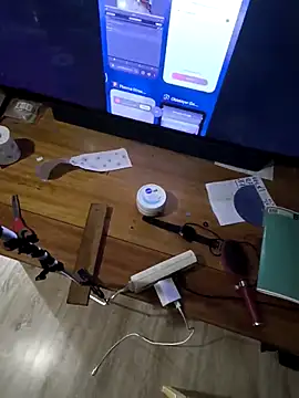 Snapshot of Mefedronowka69 chatting on 03-19-26, 04:34 Mefedronowka69 online show from 03-19-26, 04:34