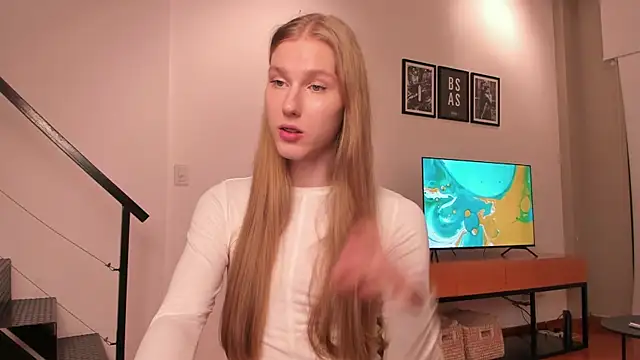 Snapshot of Mira_Lite chatting on 04-24-26, 02:35 Mira Lite online show from 04-24-26, 02:35