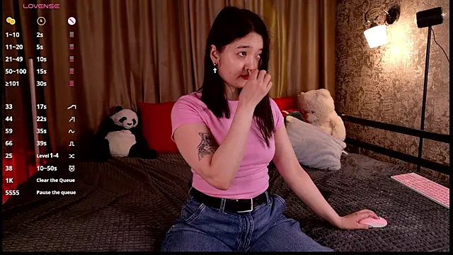 Snapshot of FreyaRaya chatting on 05-10-26, 03:21 FreyaRaya online show from 05-10-26, 03:21