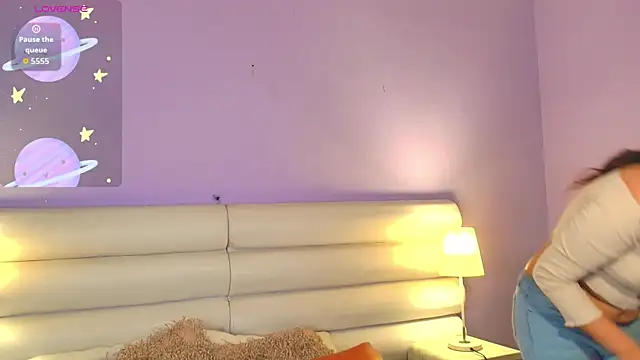 milan sweet online show from 11-25-25, 09:04