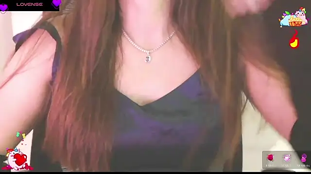 Snapshot of _Blue_Ruubyy_ chatting on 04-03-26, 01:06 Blue Ruubyy online show from 04-03-26, 01:06