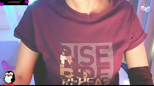 Snapshot of _Blue_Ruubyy_ chatting on 02-14-26, 10:26 Blue Ruubyy online show from 02-14-26, 10:26