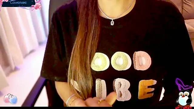 Snapshot of _Blue_Ruubyy_ chatting on 01-16-26, 04:55 Blue Ruubyy online show from 01-16-26, 04:55