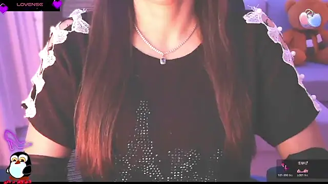 Snapshot of _Blue_Ruubyy_ chatting on 03-18-26, 05:25 Blue Ruubyy online show from 03-18-26, 05:25