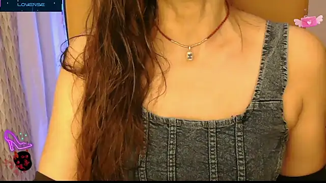  Blue Ruubyy  online show from 10-12-25, 01:45