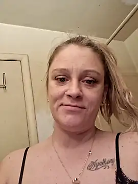 jgodbout2011 online show from 04-08-26, 05:31