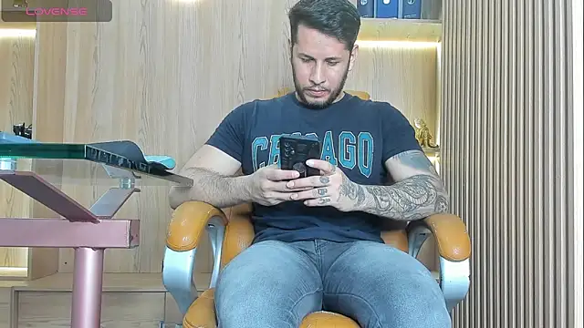 George Diesell online show from 11-18-25, 09:07